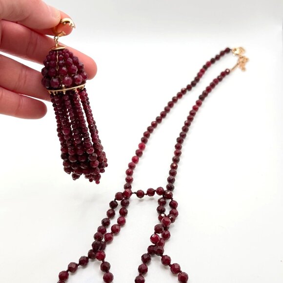 Kendra Scott Sylvia Long Beaded Necklace With Tassel In Maroon Jade Gold-Tone - Picture 7 of 10
